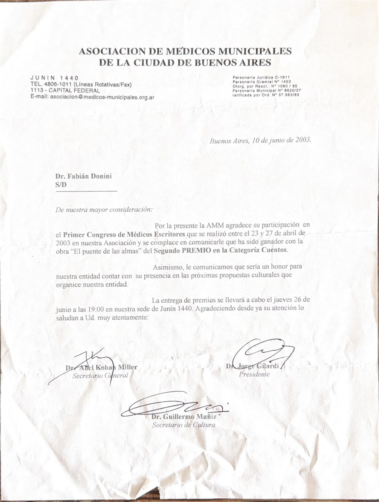 Carta de la Asociación de Médicos Municipales de la Ciudad de Buenos Aires, del 10 de junio de 2003, comunicando el Segundo Premio en la categoría Cuentos por la obra El puente de las almas.