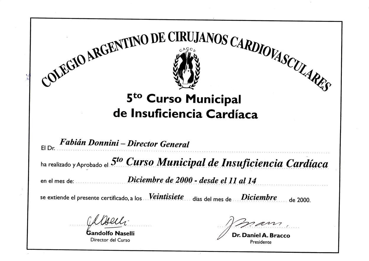 Certificado del Colegio Argentino de Cirujanos Cardiovasculares del 5to Curso Municipal de Insuficiencia Cardíaca, diciembre de 2000, con el Dr. Fabián Donnini como Director General.