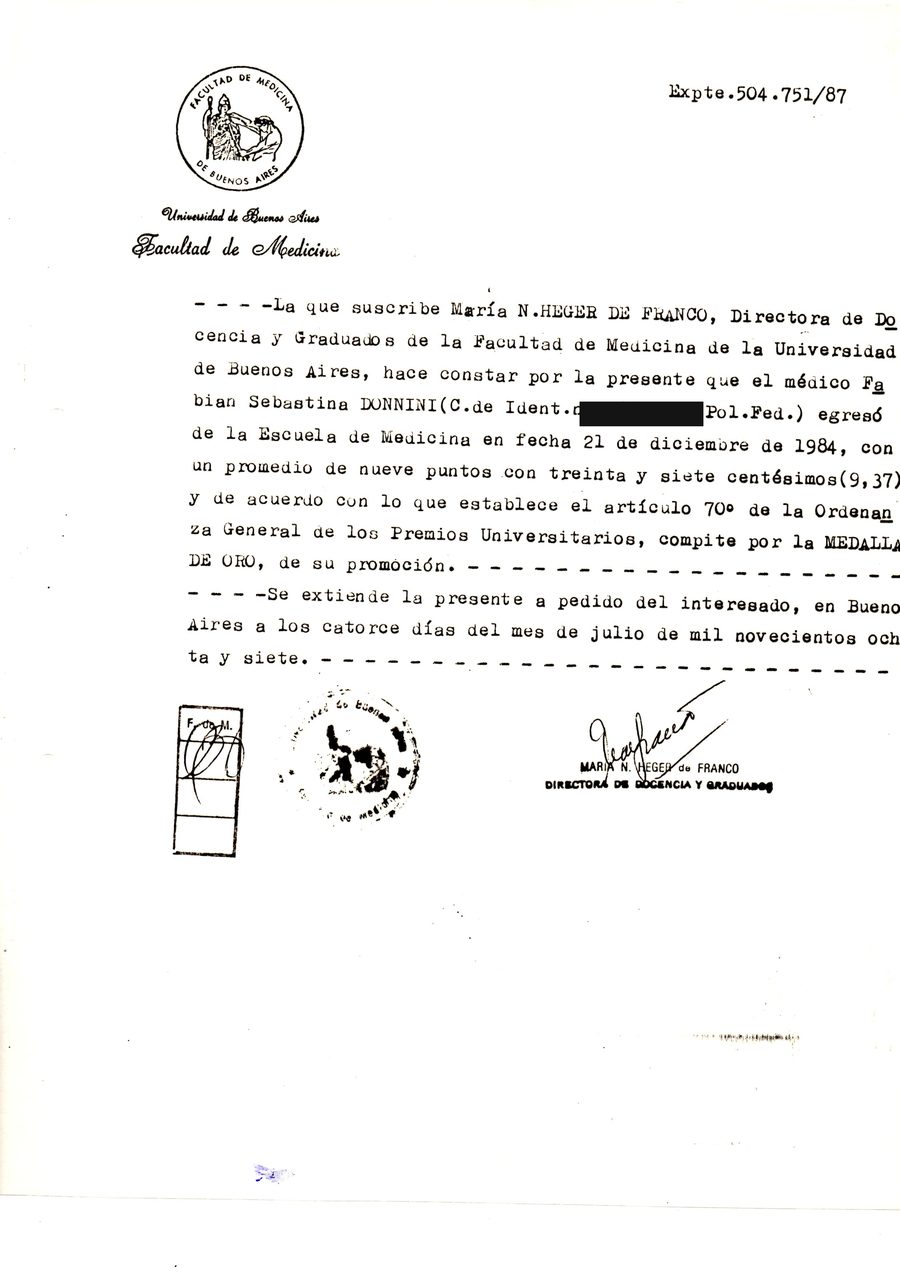 Certificación de la Dirección de Docencia y Graduados de la Facultad de Medicina de la UBA, 14 de julio de 1987, sobre el promedio de egreso y la competencia por la Medalla de Oro.